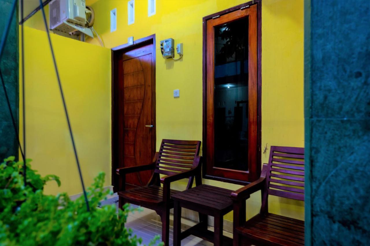 Spot On 2732 Sandy Guesthouse Матарам Экстерьер фото