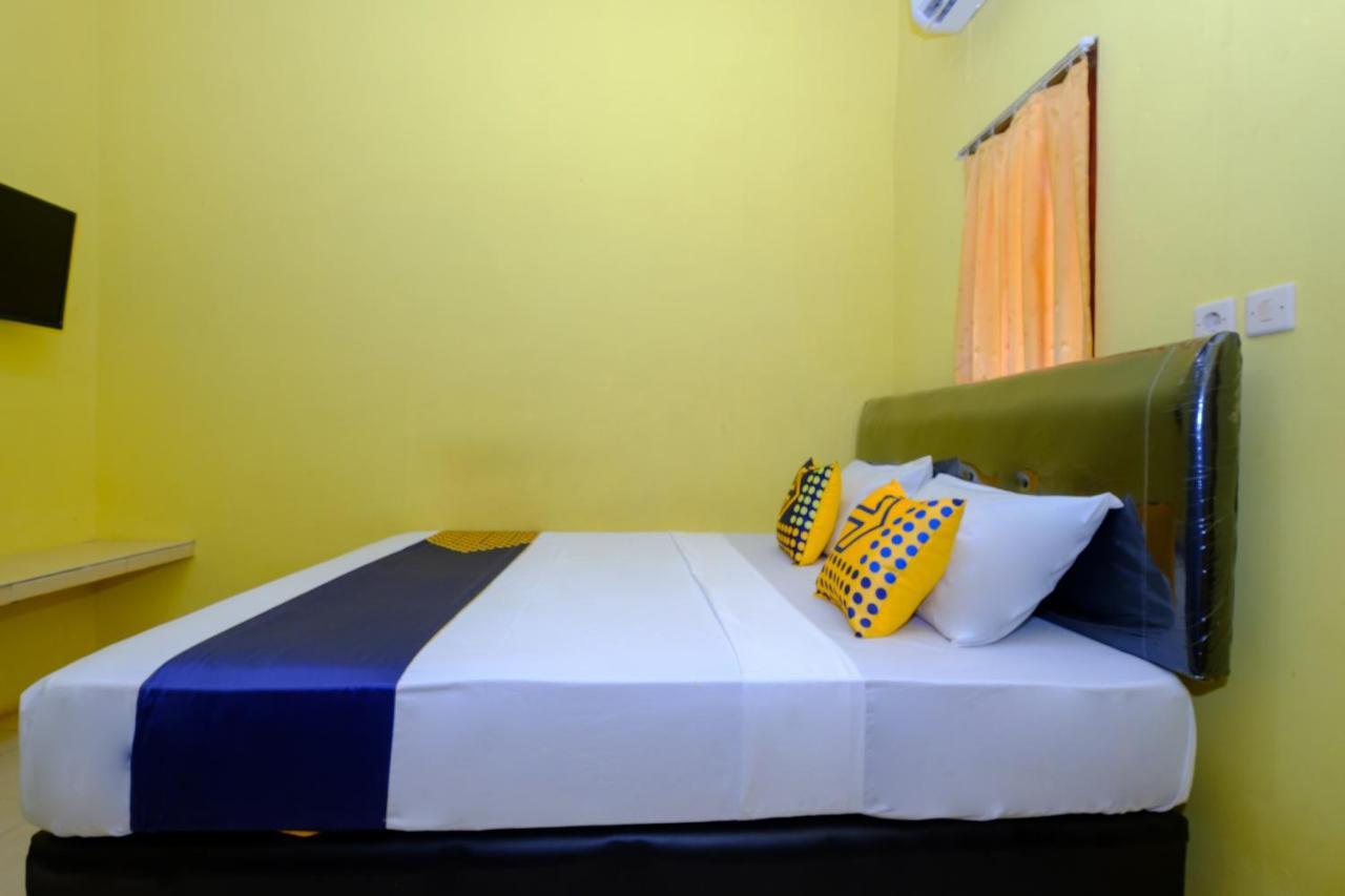 Spot On 2732 Sandy Guesthouse Матарам Экстерьер фото